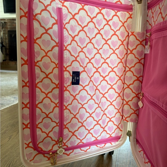 Roller Rabbit Target Pink Hard-Shell Carry-On Luggage - Picture 3 of 5
